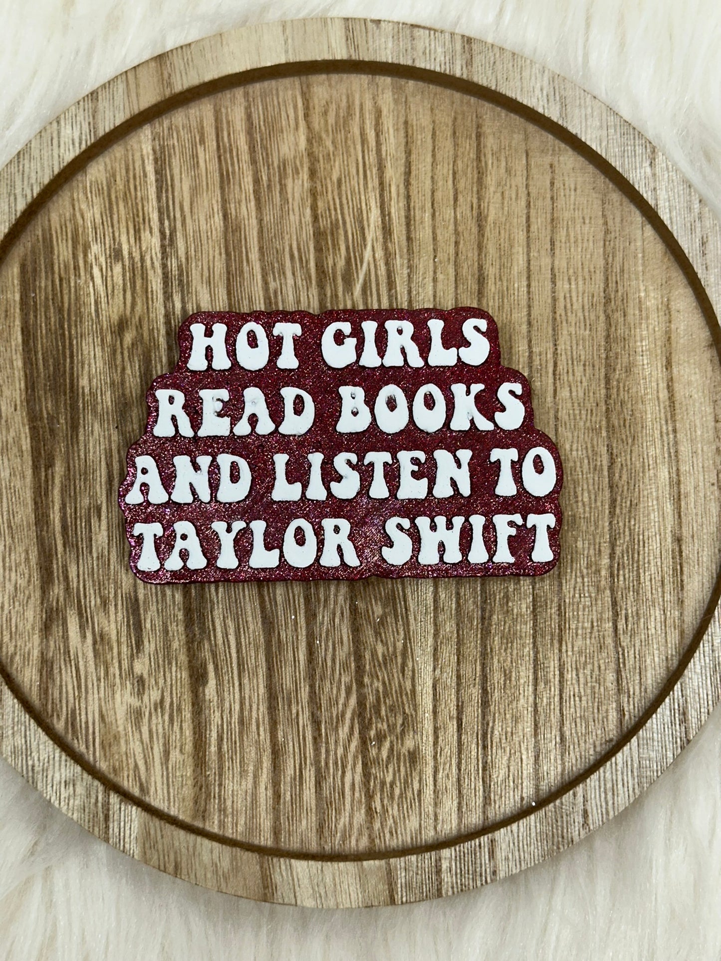 Hot Girls Read Books And Listen To TS Freshie