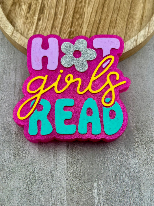 Hot Girls Read Freshie