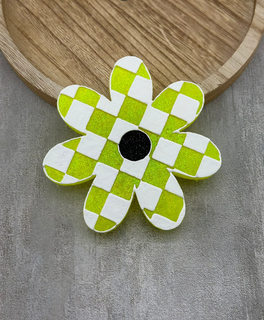 Checkered Flower Freshie